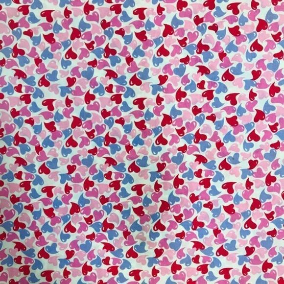 Hearts Print 100% Cotton Fabric 46” x 1 yard - Picture 2 of 7